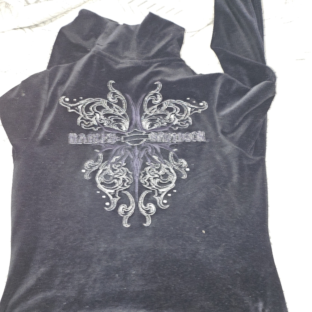 Harley Davidson velour sweatshirt all black w designs on thigh, left chest, back
